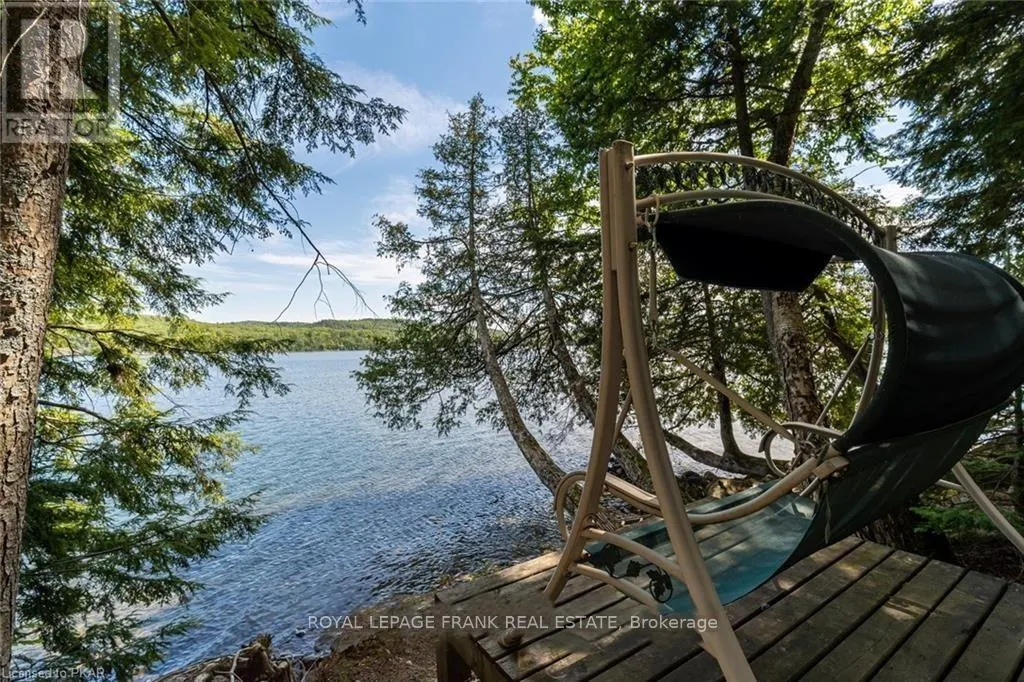 1758 PAPINEAU LAKE ROAD