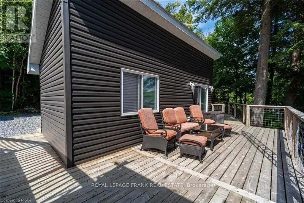 1758 PAPINEAU LAKE ROAD