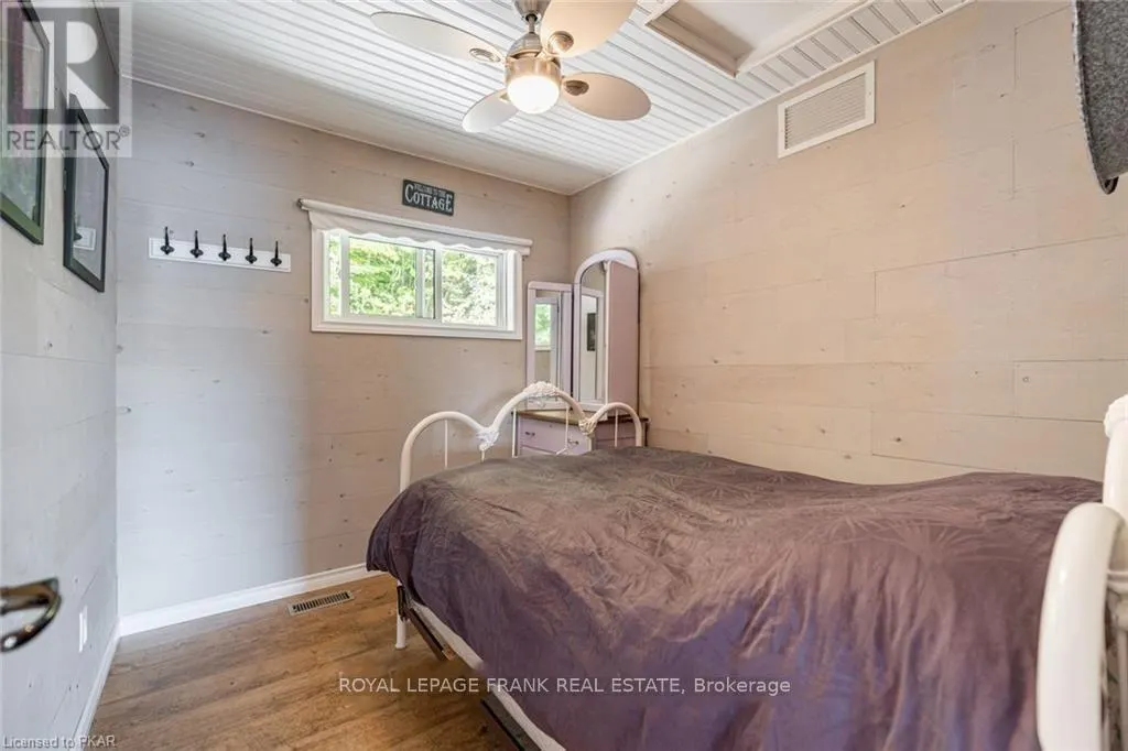 1758 PAPINEAU LAKE ROAD
