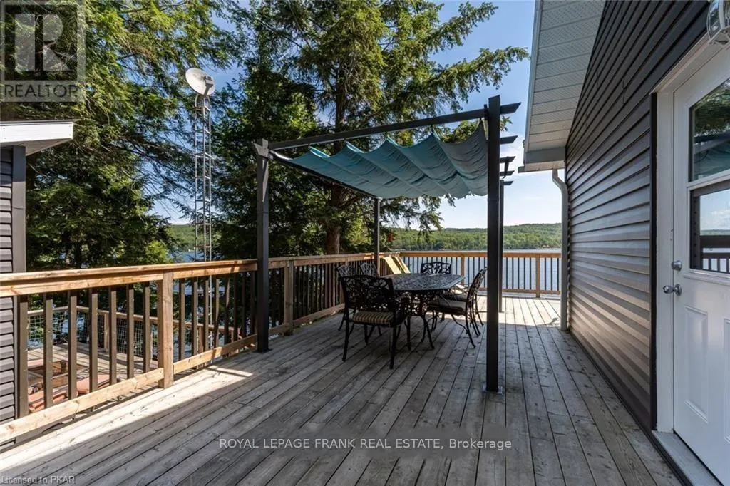 1758 PAPINEAU LAKE ROAD