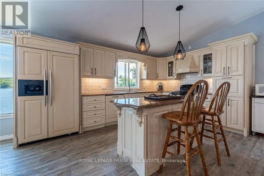1758 PAPINEAU LAKE ROAD