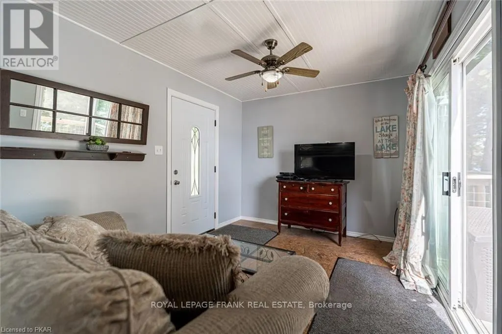 1758 PAPINEAU LAKE ROAD