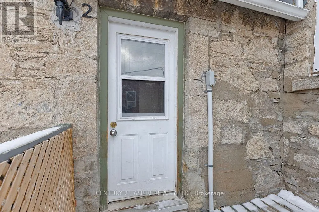 156 MACKAY STREET