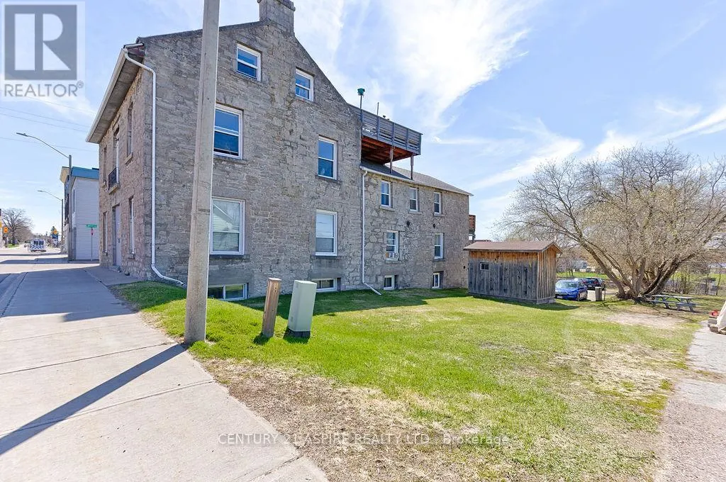 156 MACKAY STREET