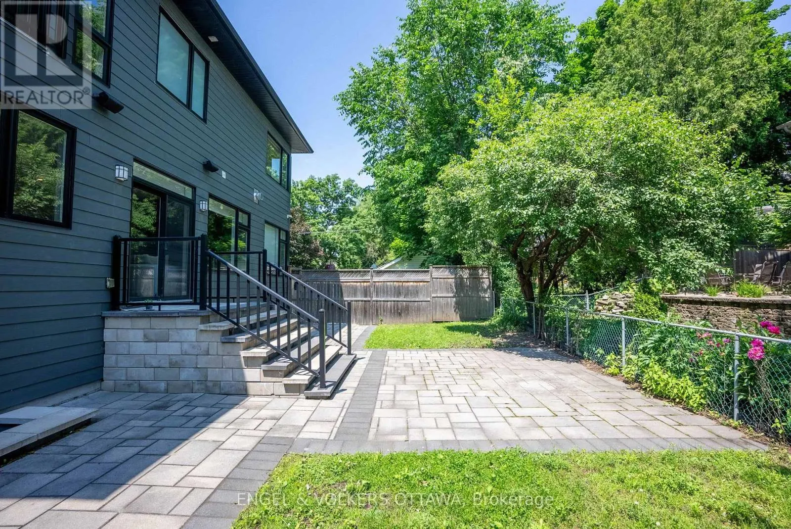 231 DANIEL AVENUE