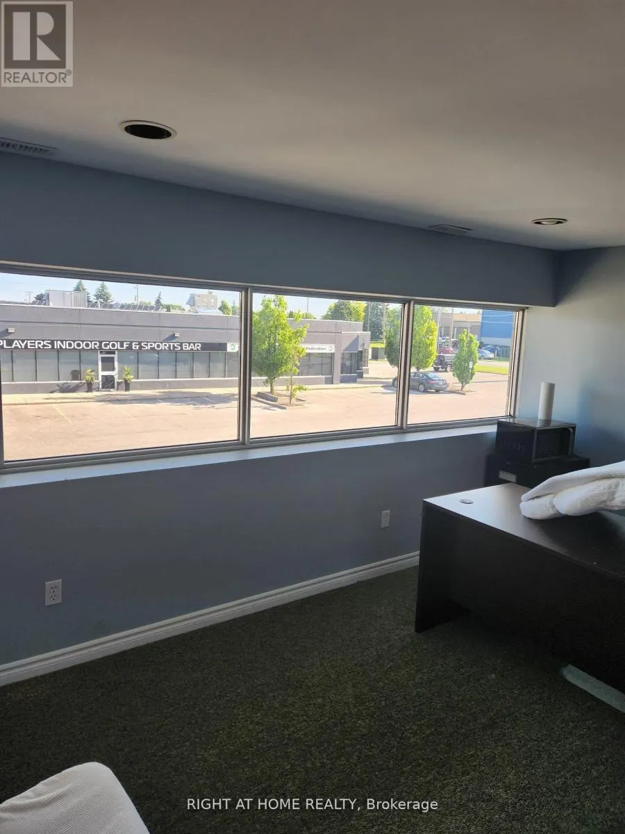 6 - 45 DALKEITH DRIVE