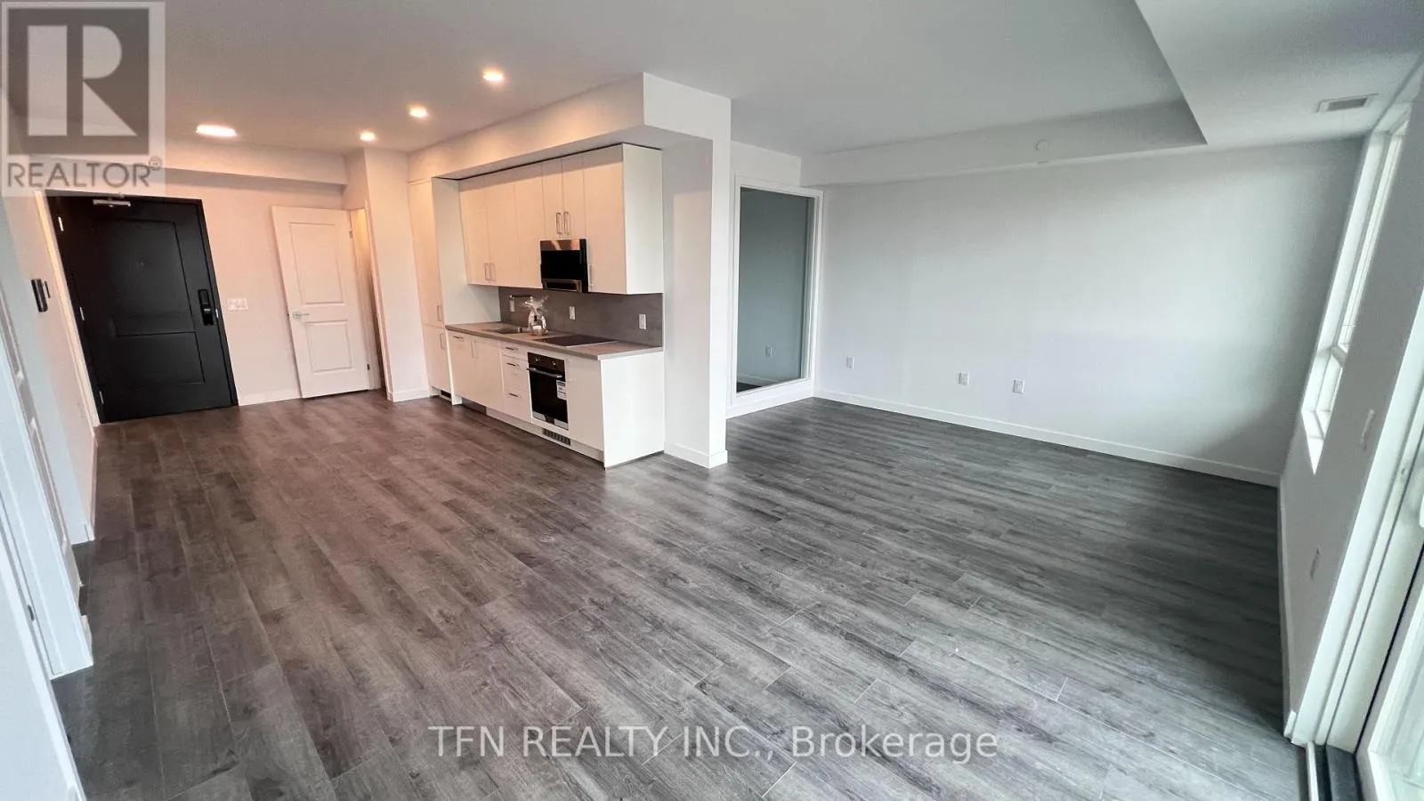 203 - 7549A KALAR ROAD