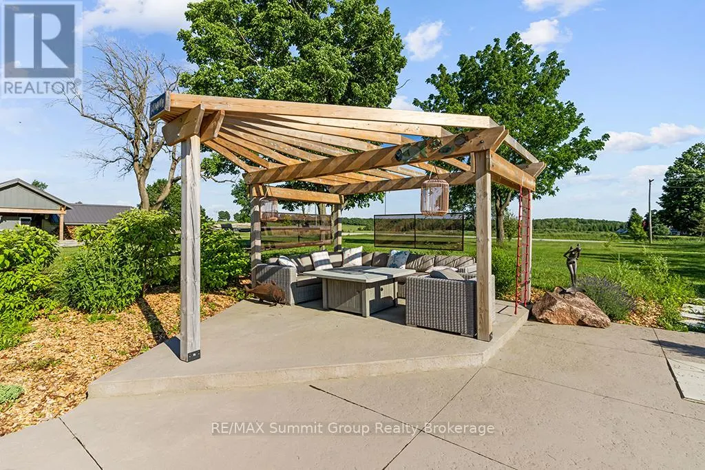 385073 4TH CONCESSION A