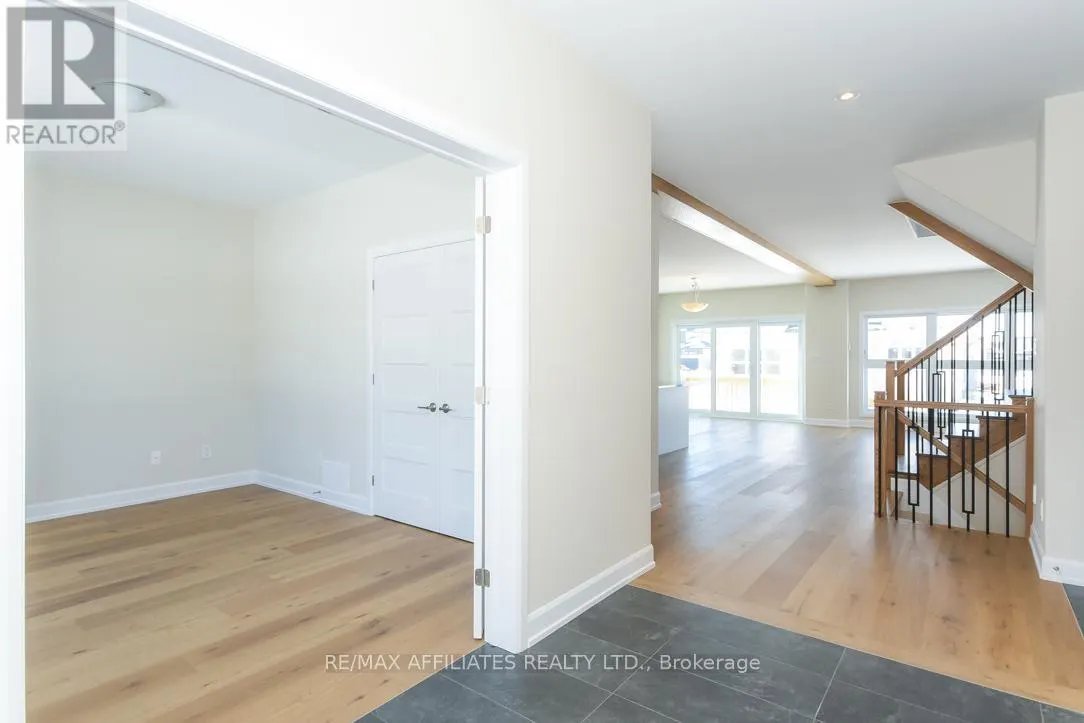 1060 CHABLIS CRESCENT