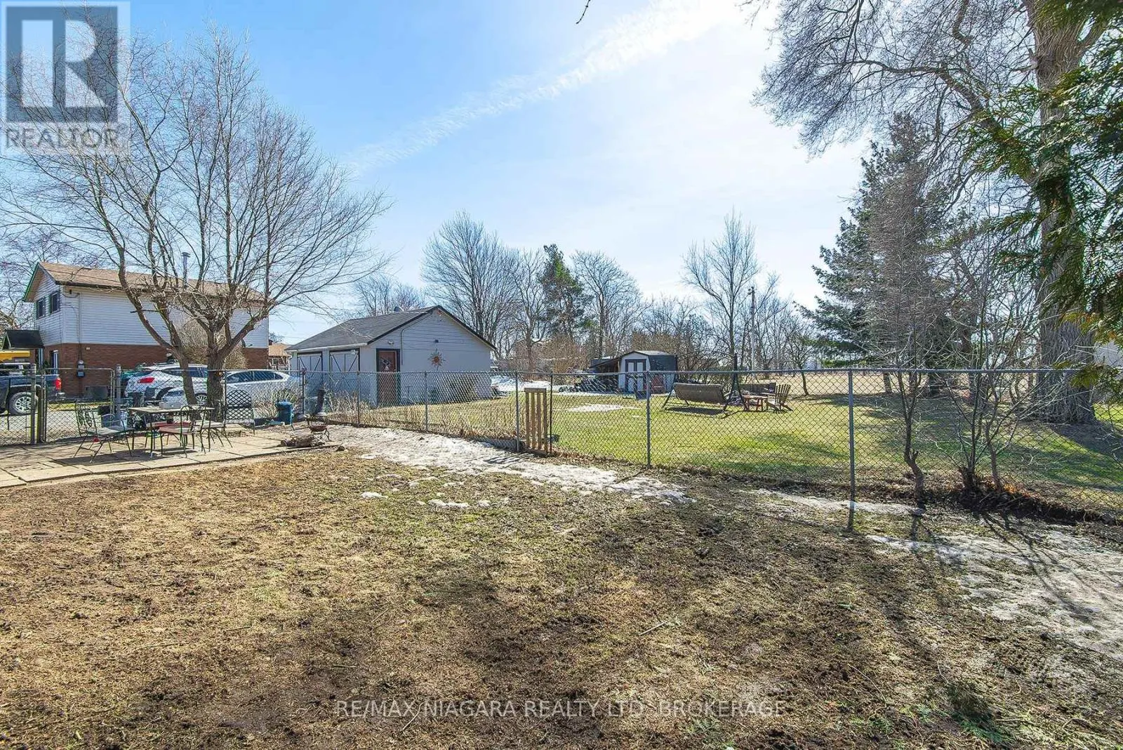 971 HWY 3 HIGHWAY E