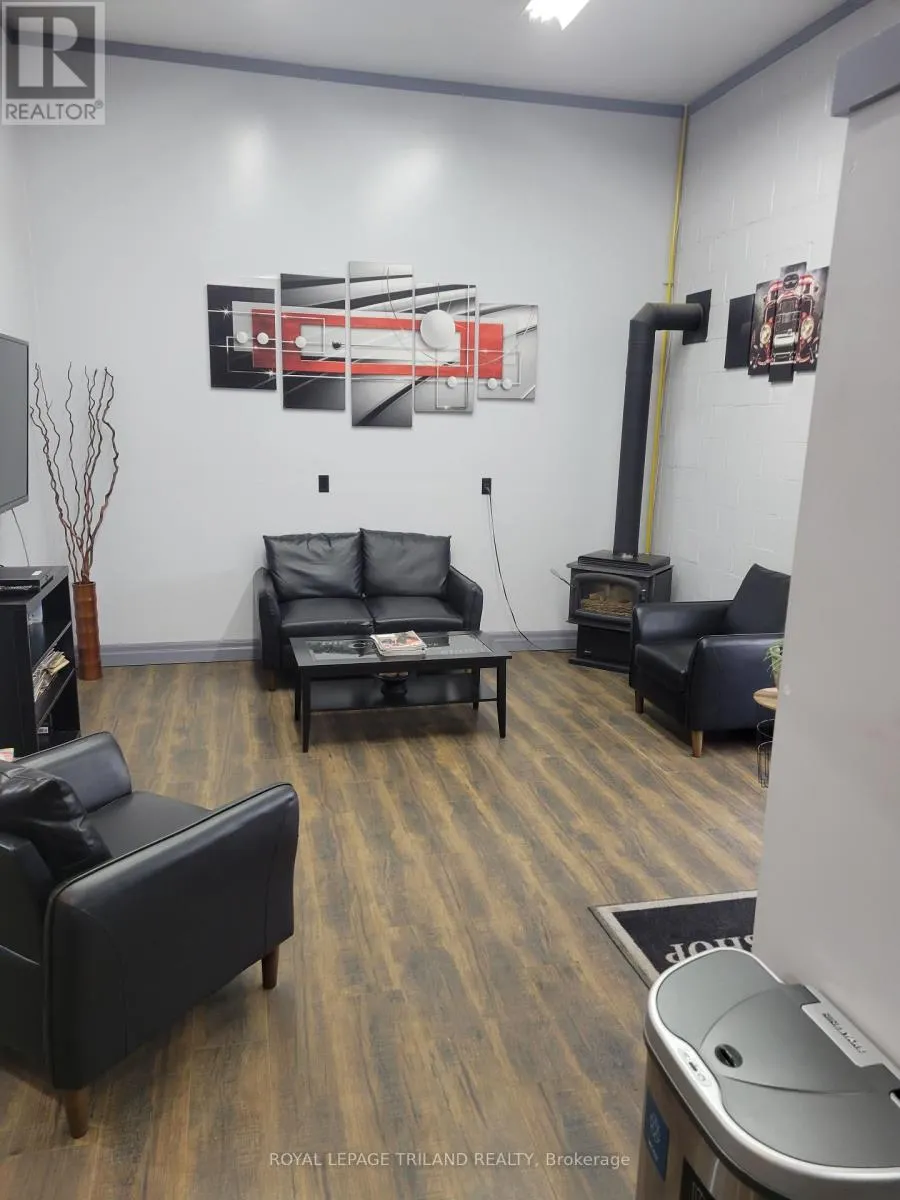 14 - 280 EDWARD STREET, #14