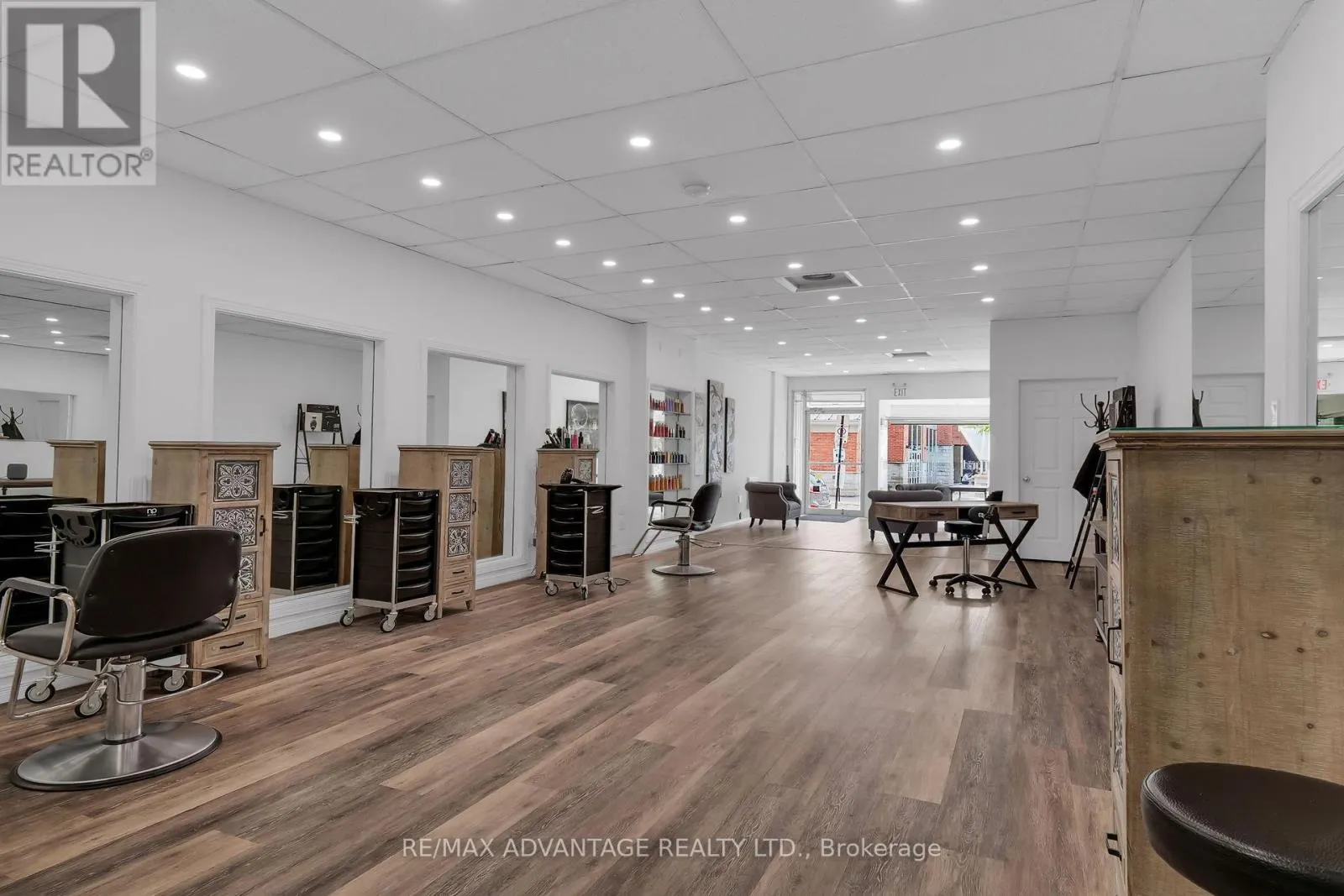 119 DUNDAS STREET