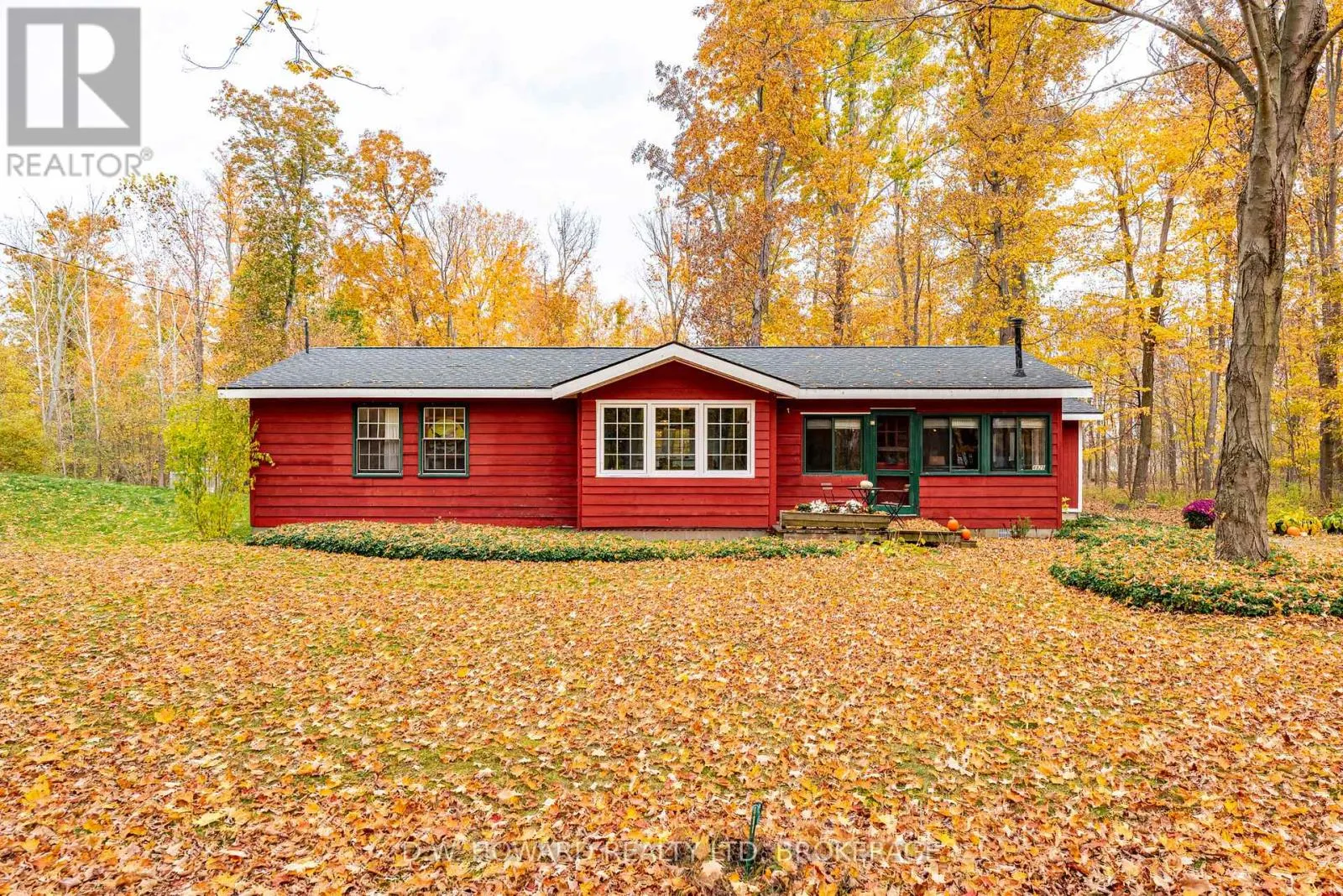 4929 ORIOLE LANE