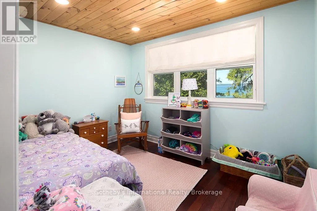 359352 GREY 15 ROAD