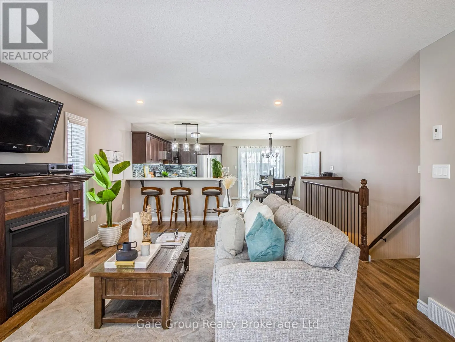 34 TARTAN DRIVE