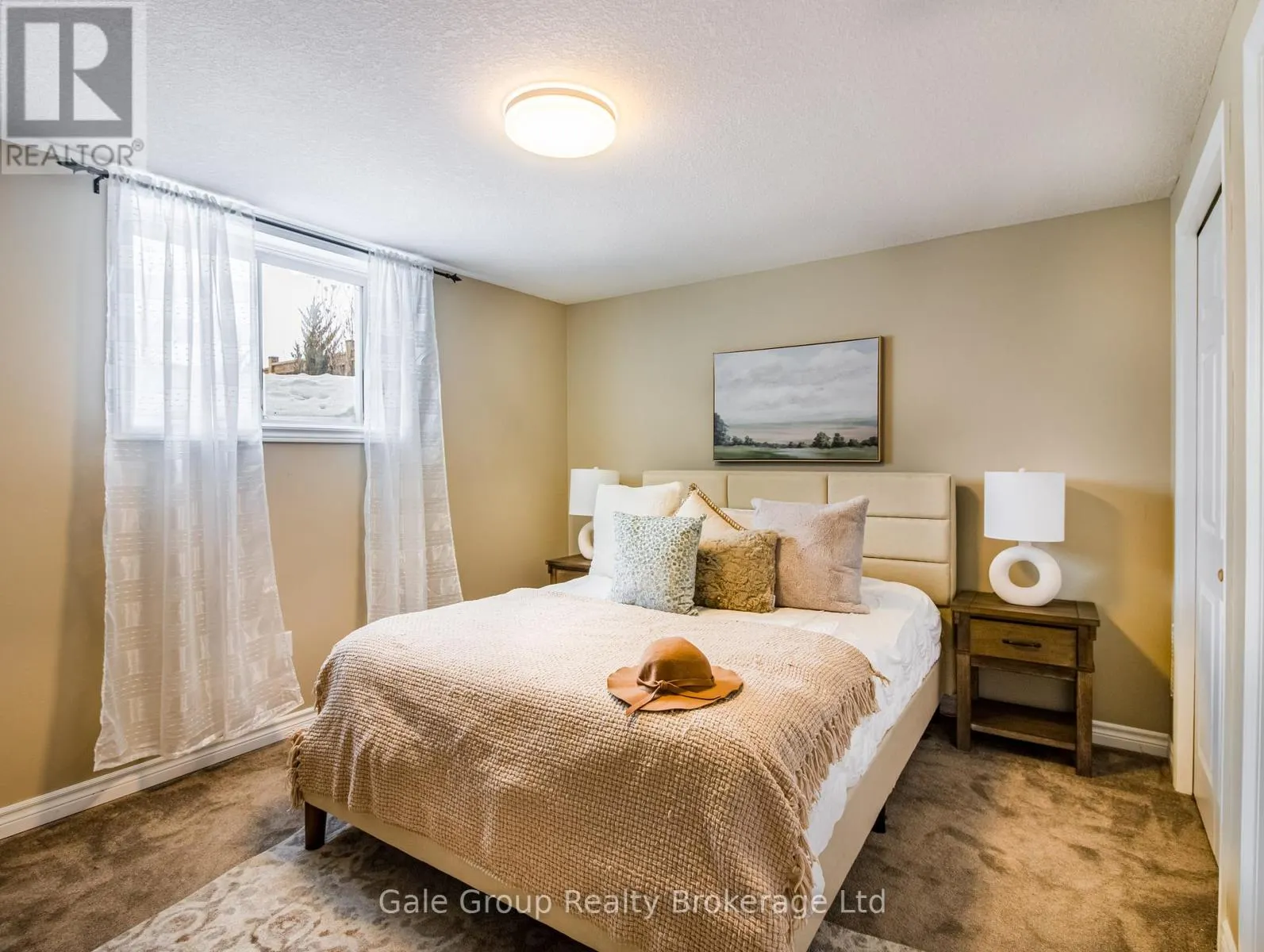 34 TARTAN DRIVE