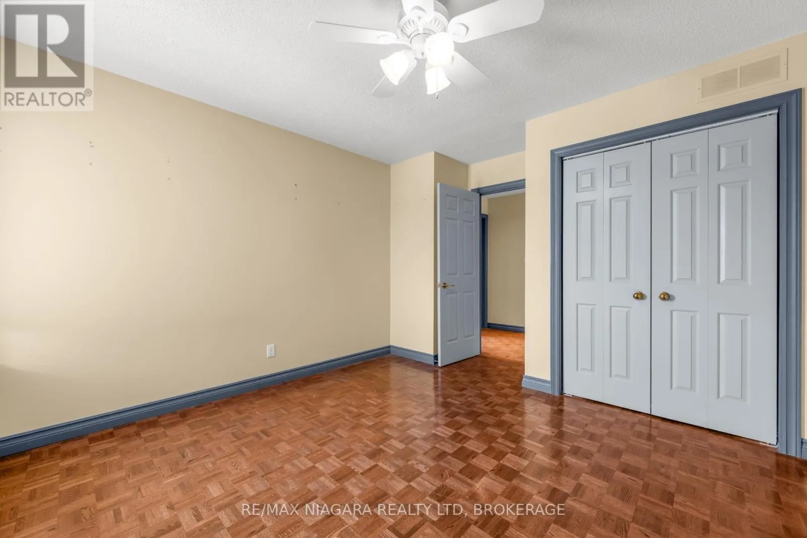 4850 HILLSIDE DRIVE
