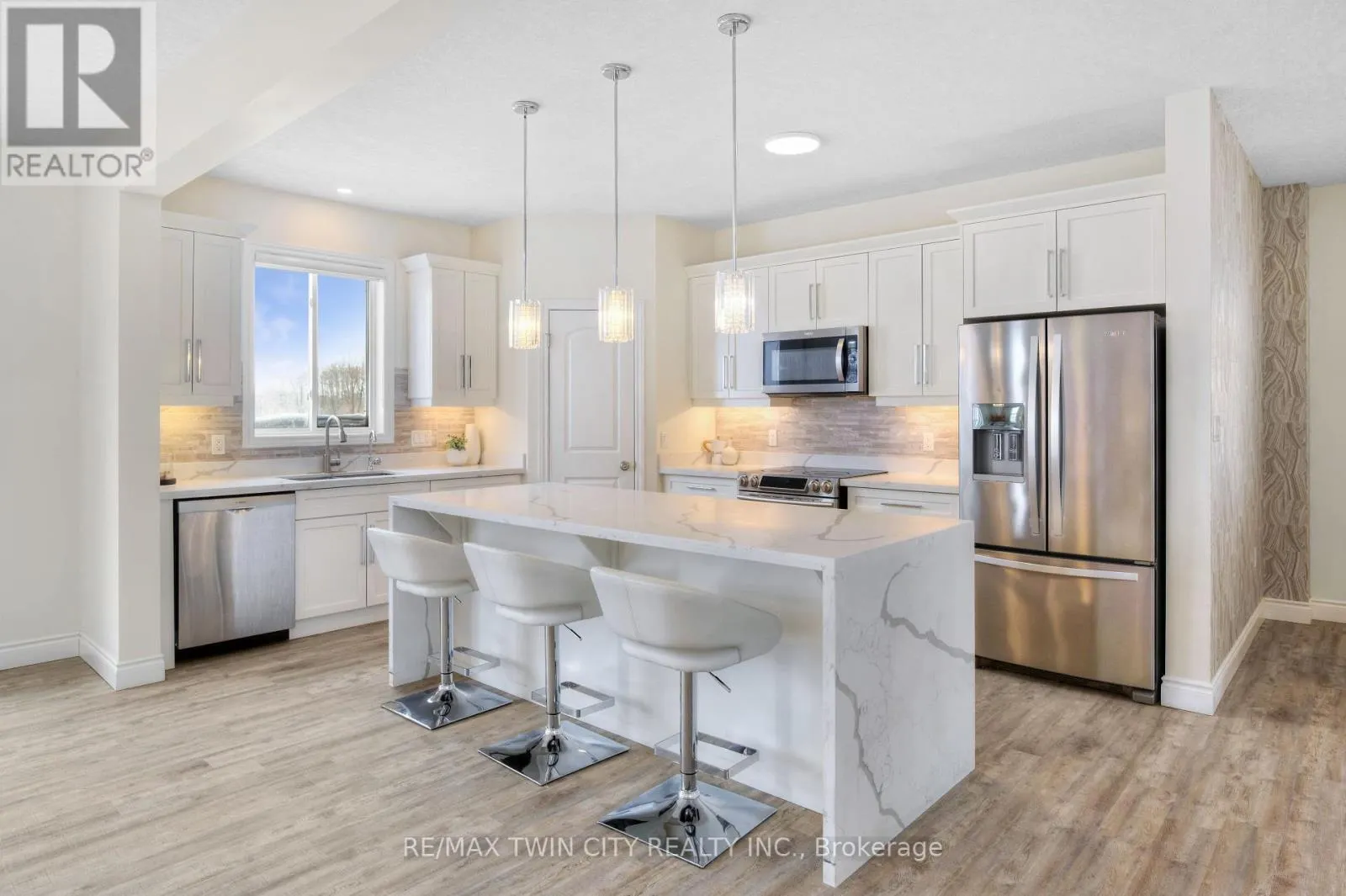 144 CINNAMON FERN STREET