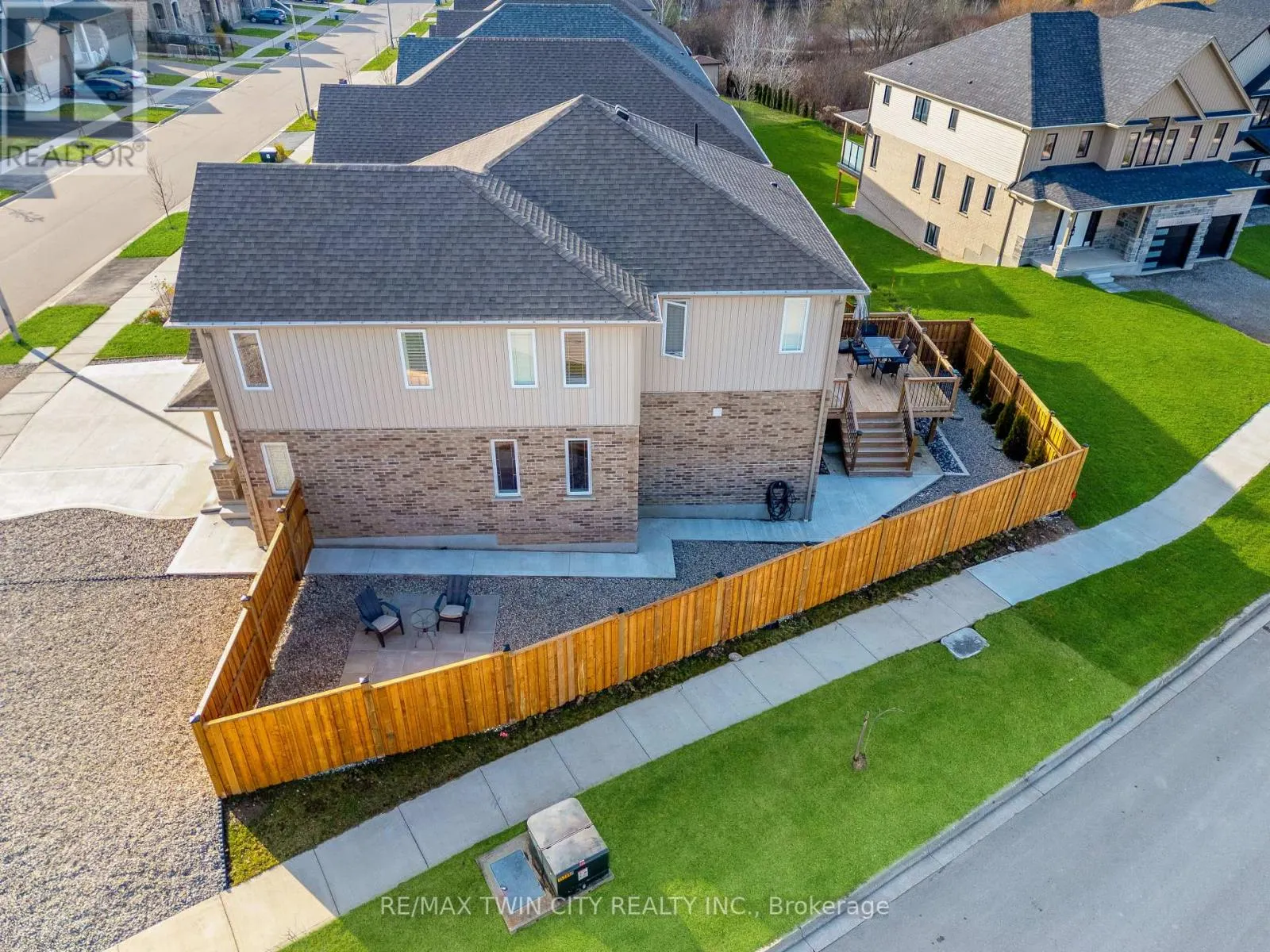 144 CINNAMON FERN STREET