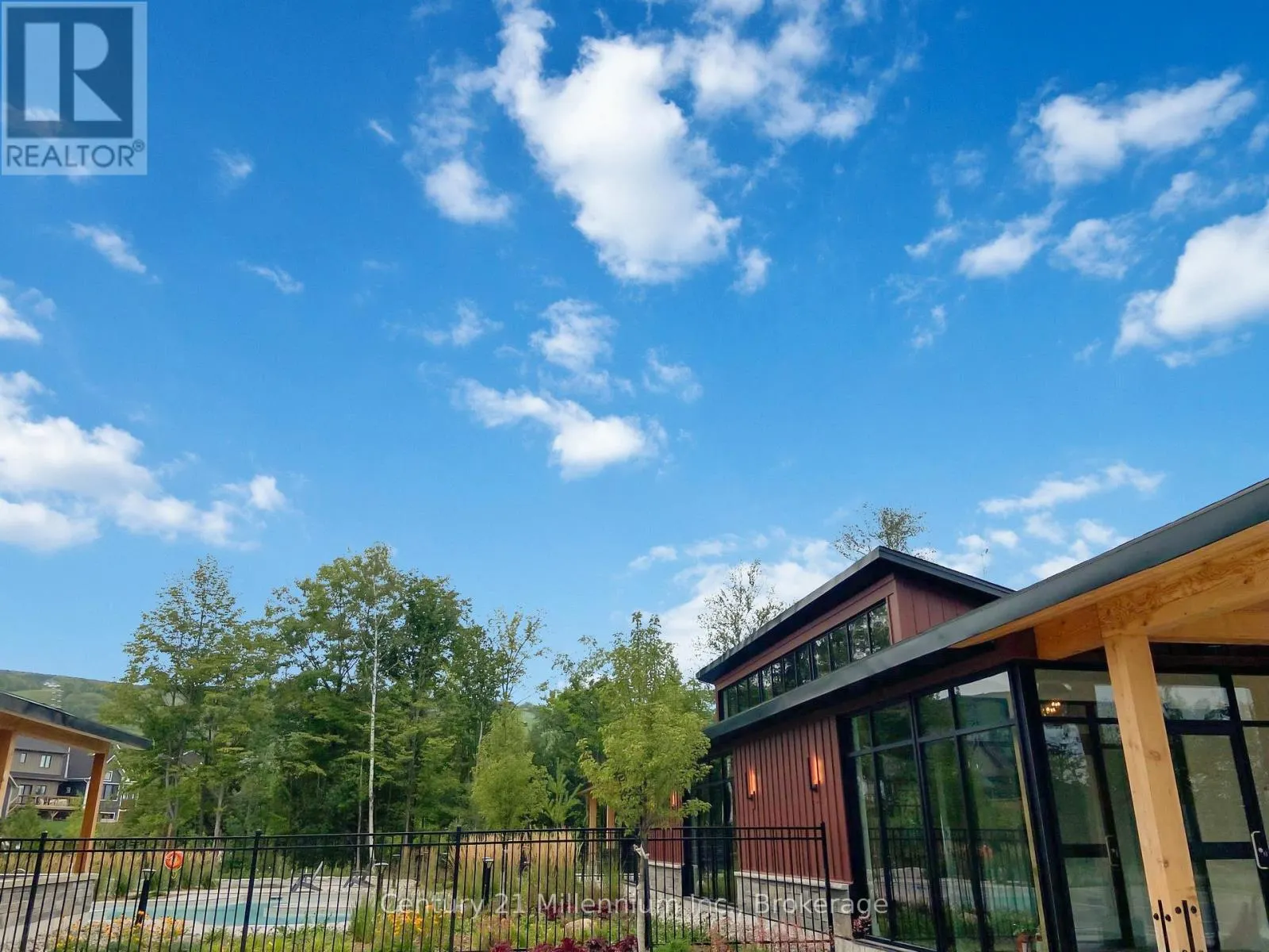 359 YELLOW BIRCH CRESCENT