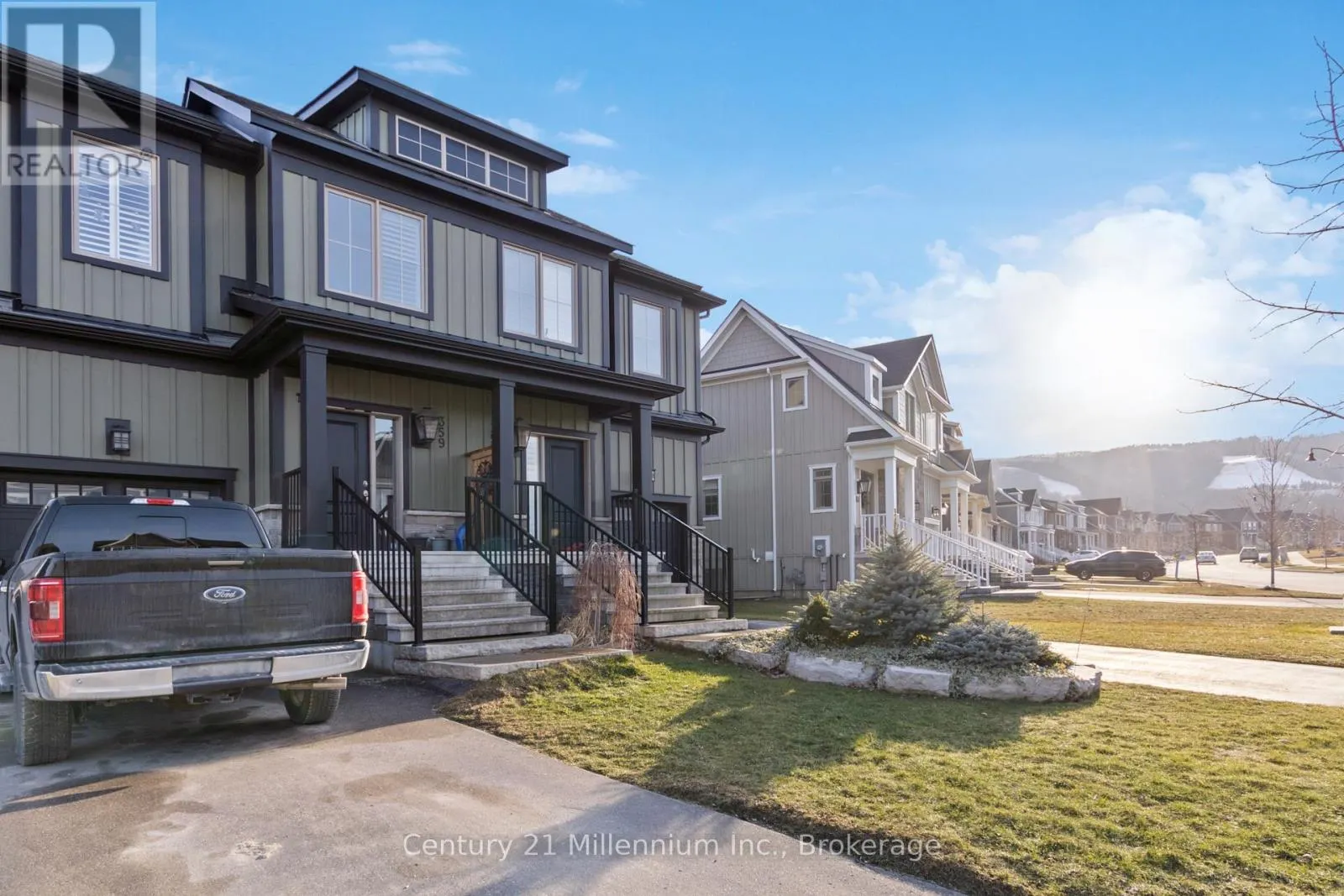 359 YELLOW BIRCH CRESCENT