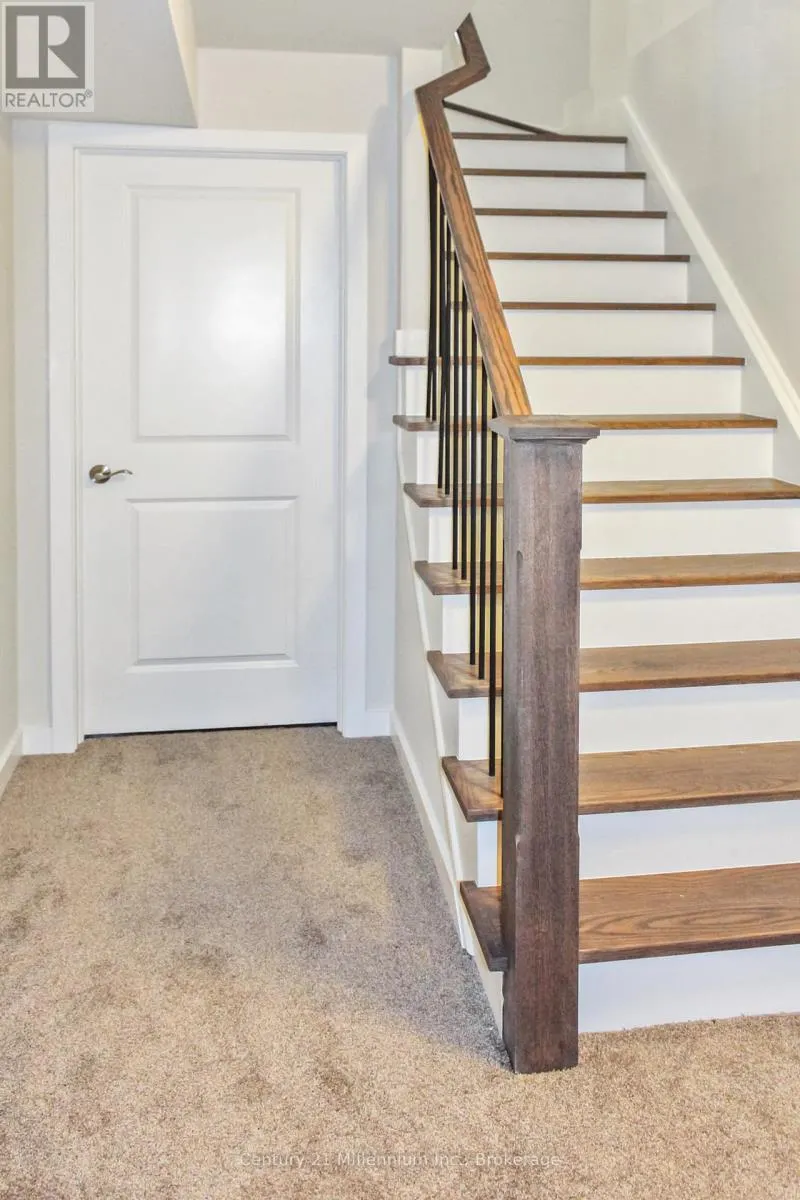 359 YELLOW BIRCH CRESCENT