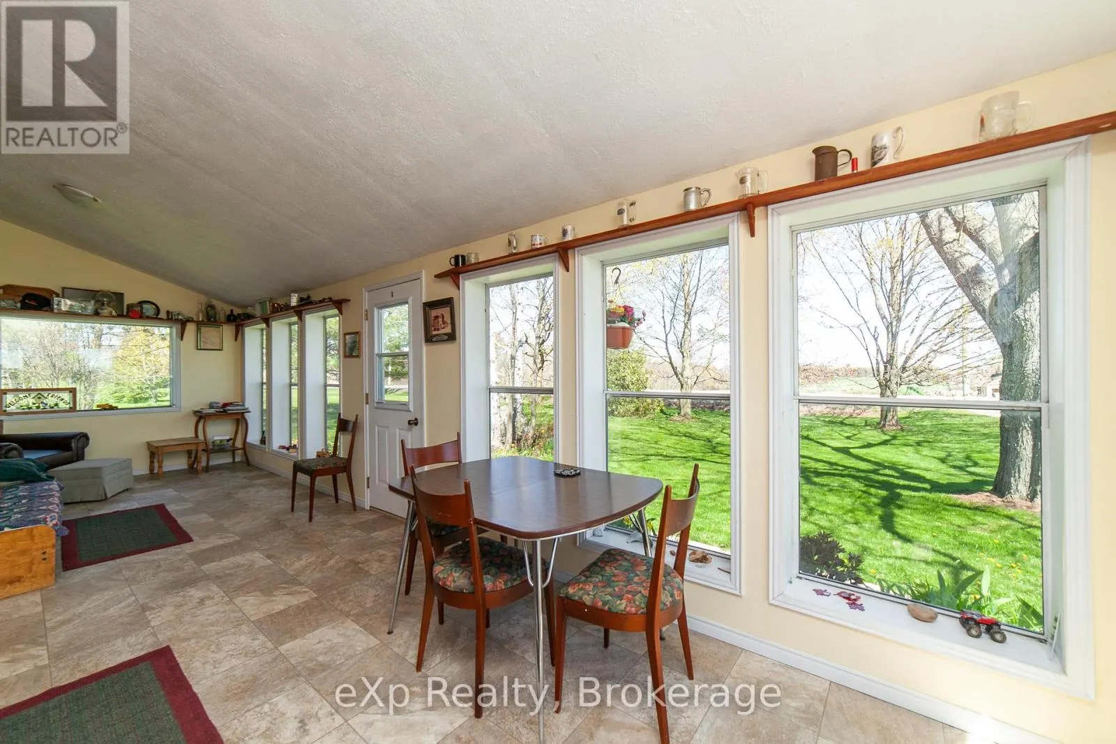 138268 GREY ROAD 112