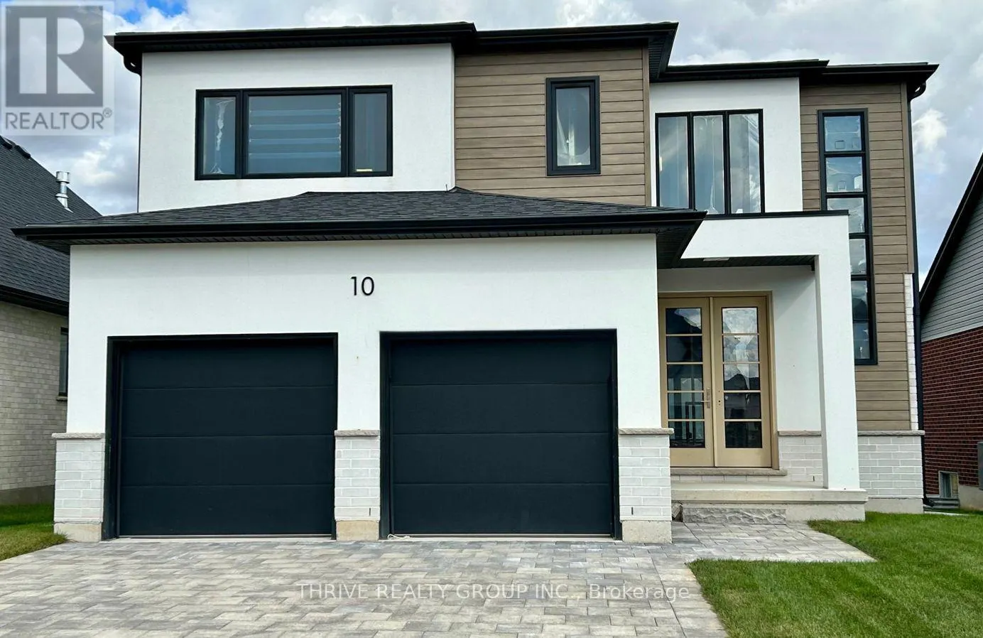 10 ASPEN CIRCLE