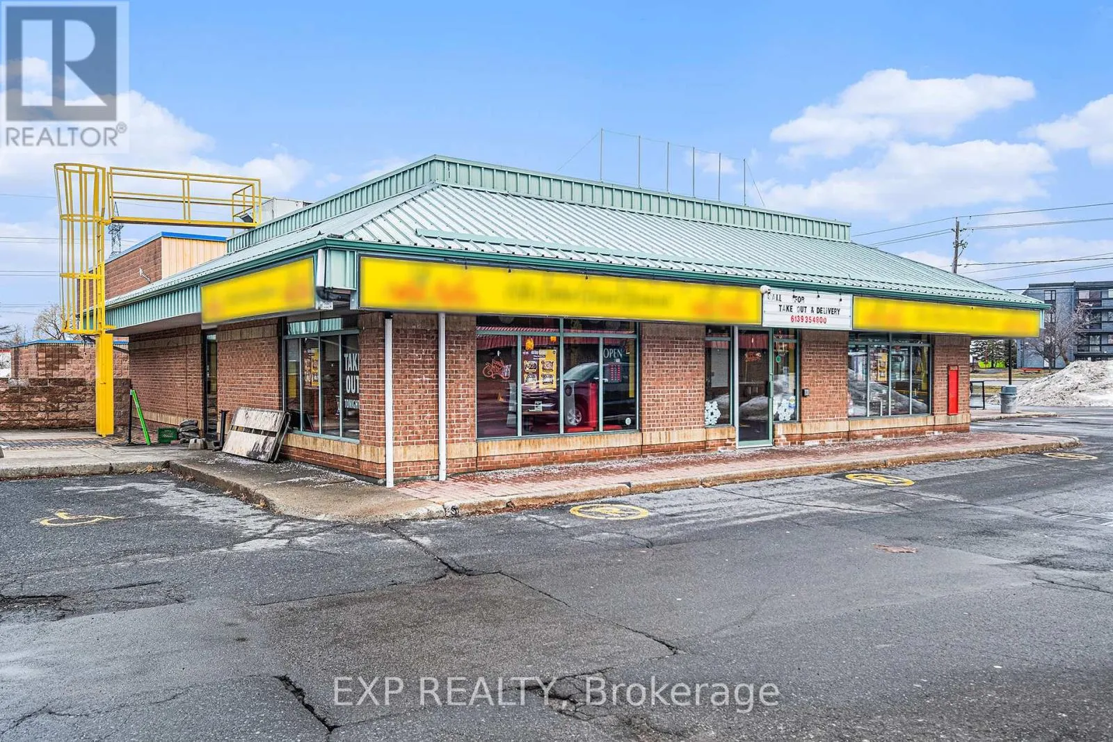 1 - 704 FOURTEENTH STREET W