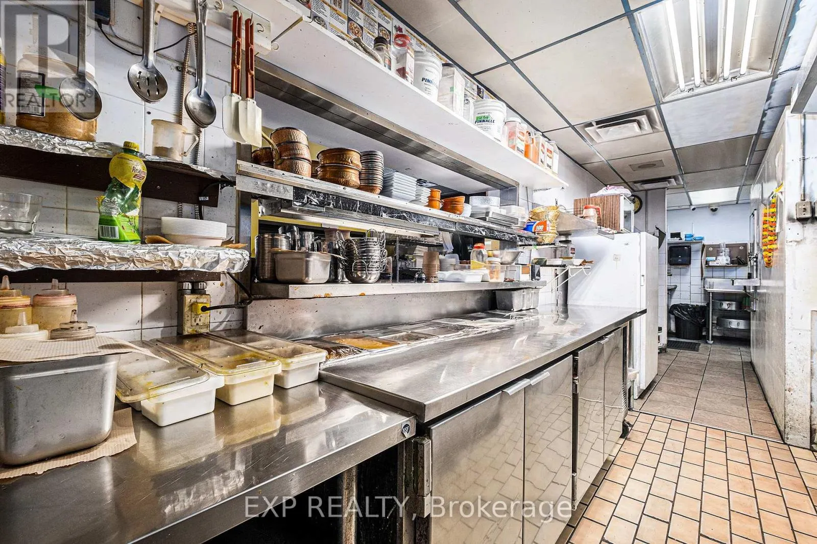 1 - 704 FOURTEENTH STREET W