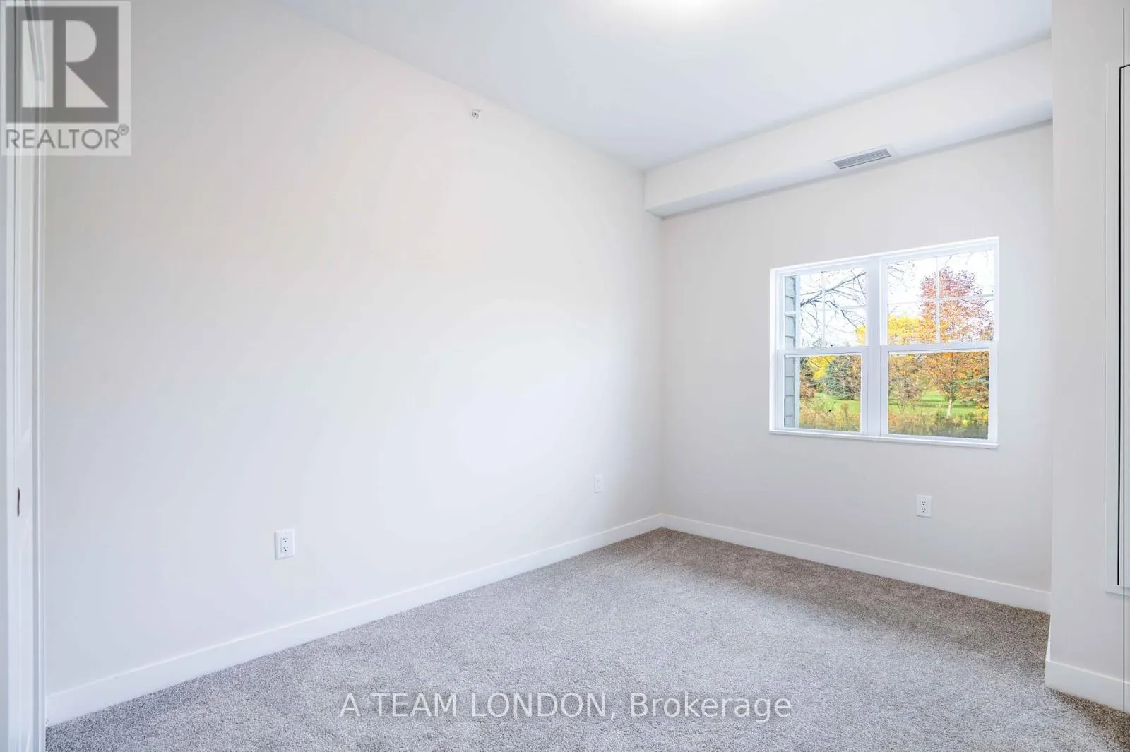 306 - 100 THE PROMENADE, #306