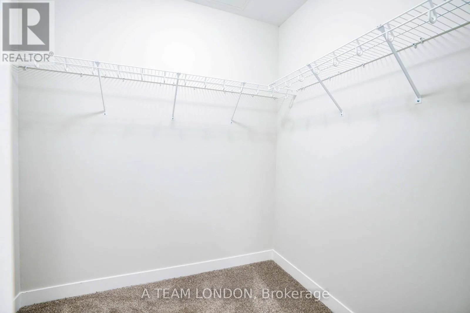 306 - 100 THE PROMENADE, #306
