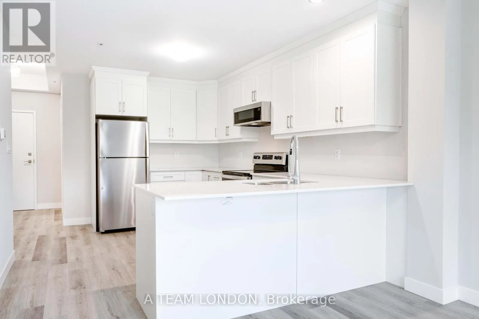 306 - 100 THE PROMENADE, #306