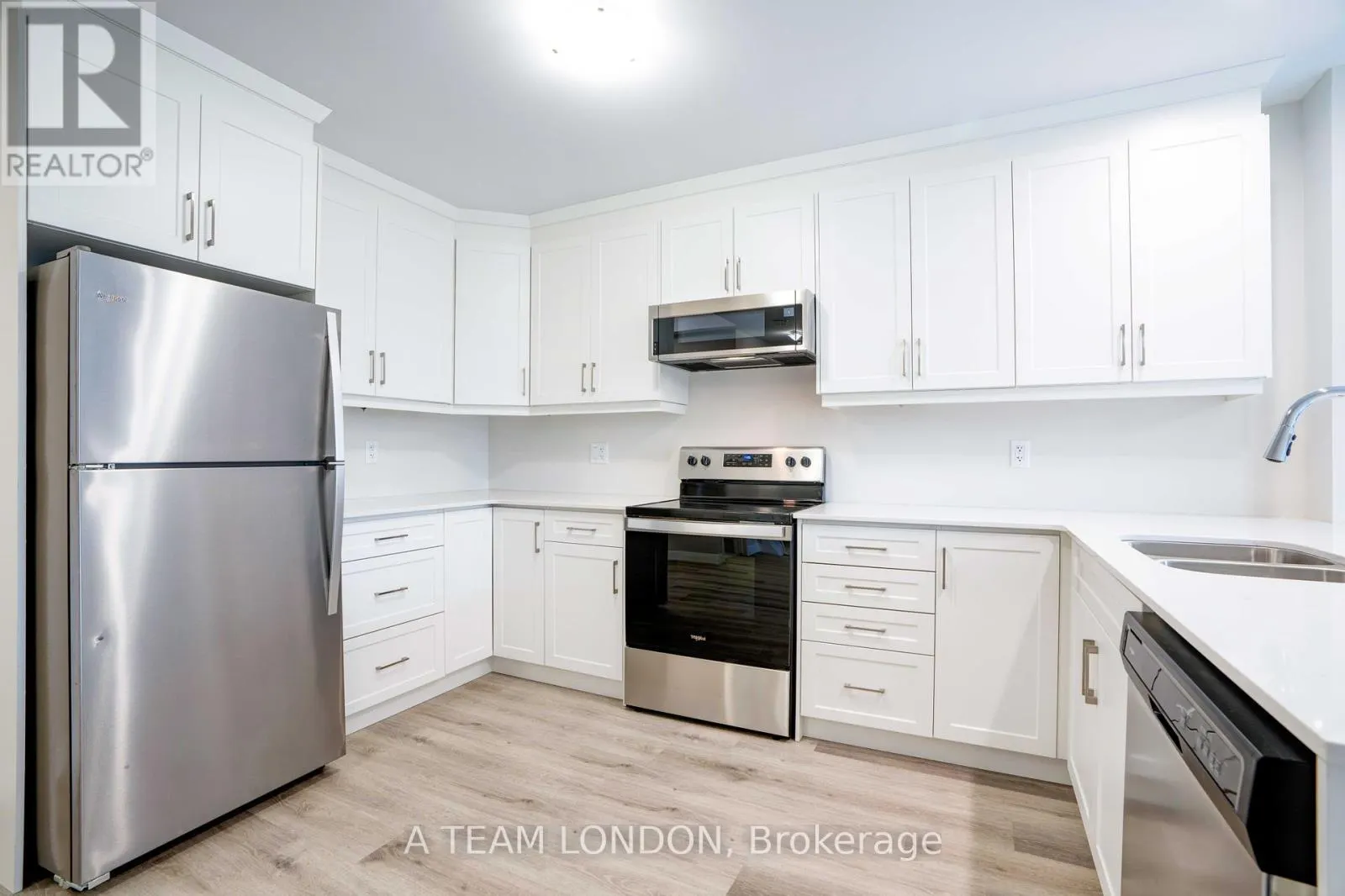 306 - 100 THE PROMENADE, #306