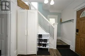 372 BEACH ROAD