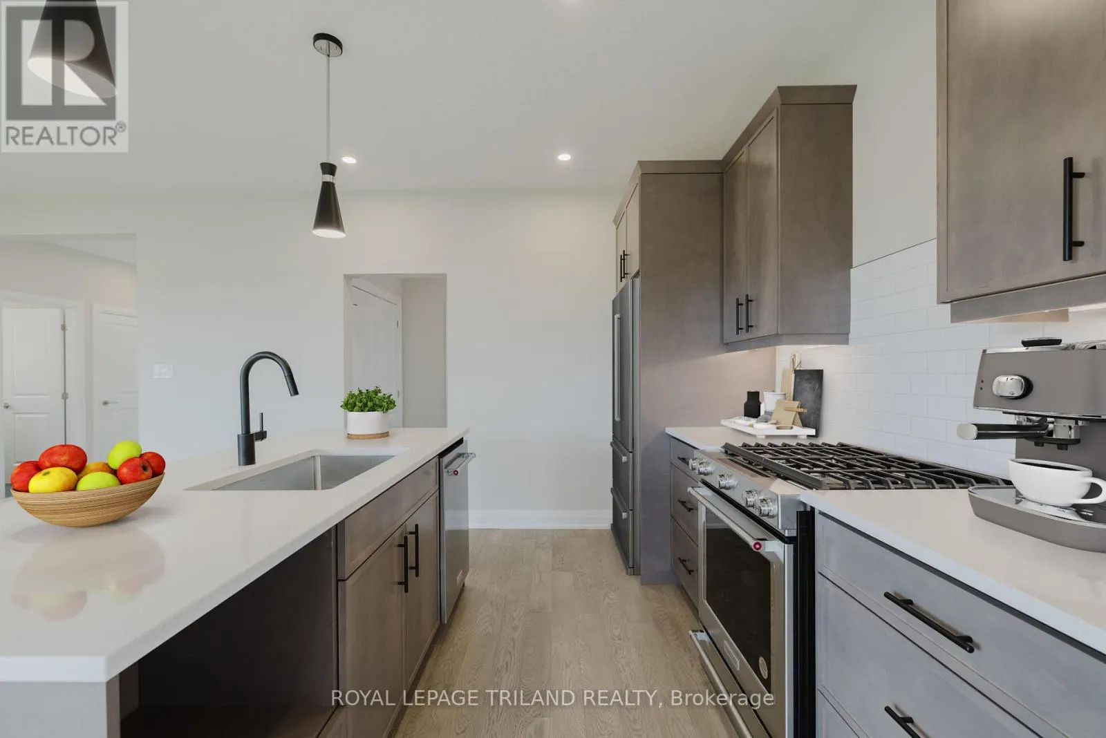 31 ALLISTER DRIVE