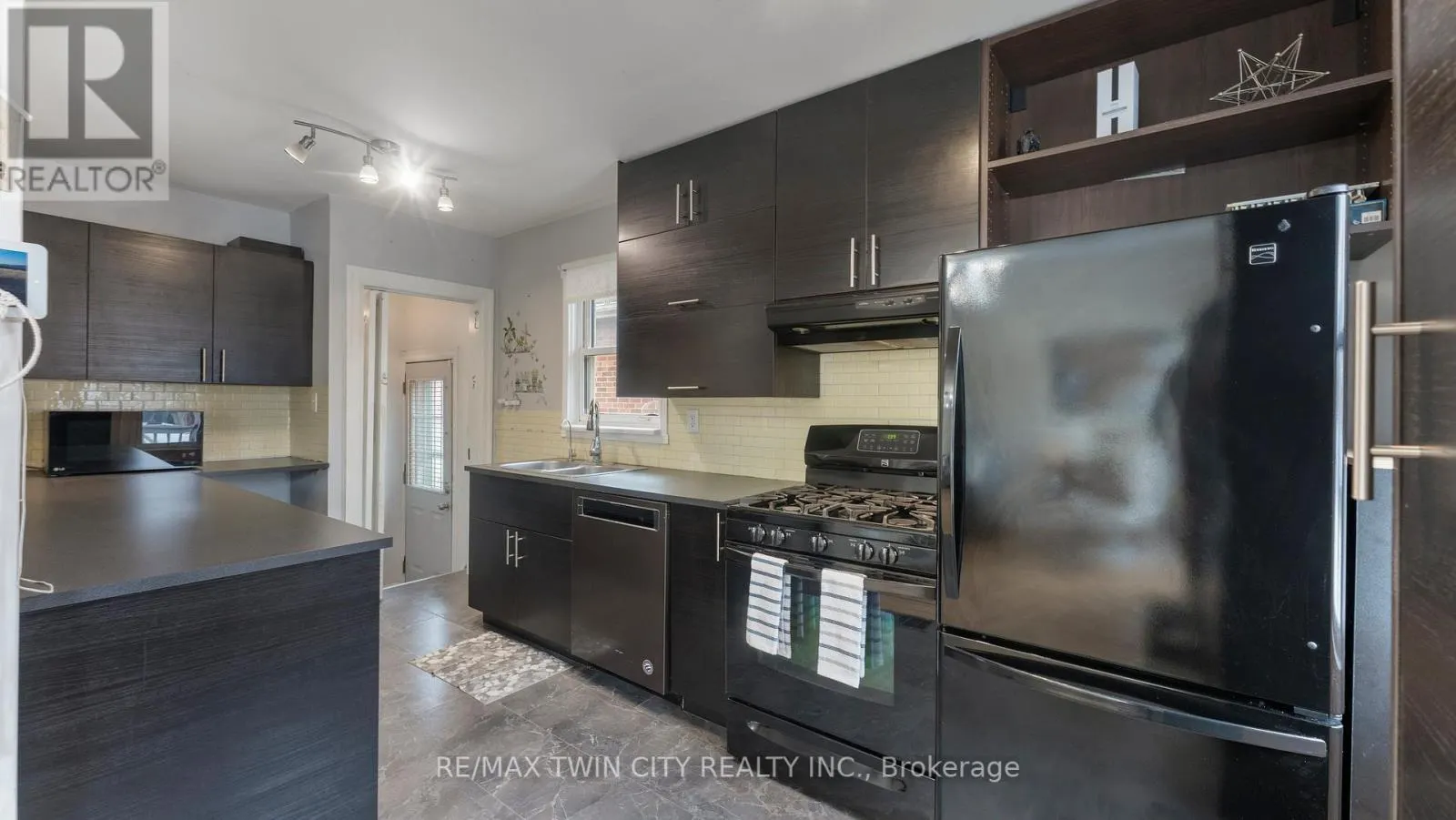 69 LYONS AVENUE