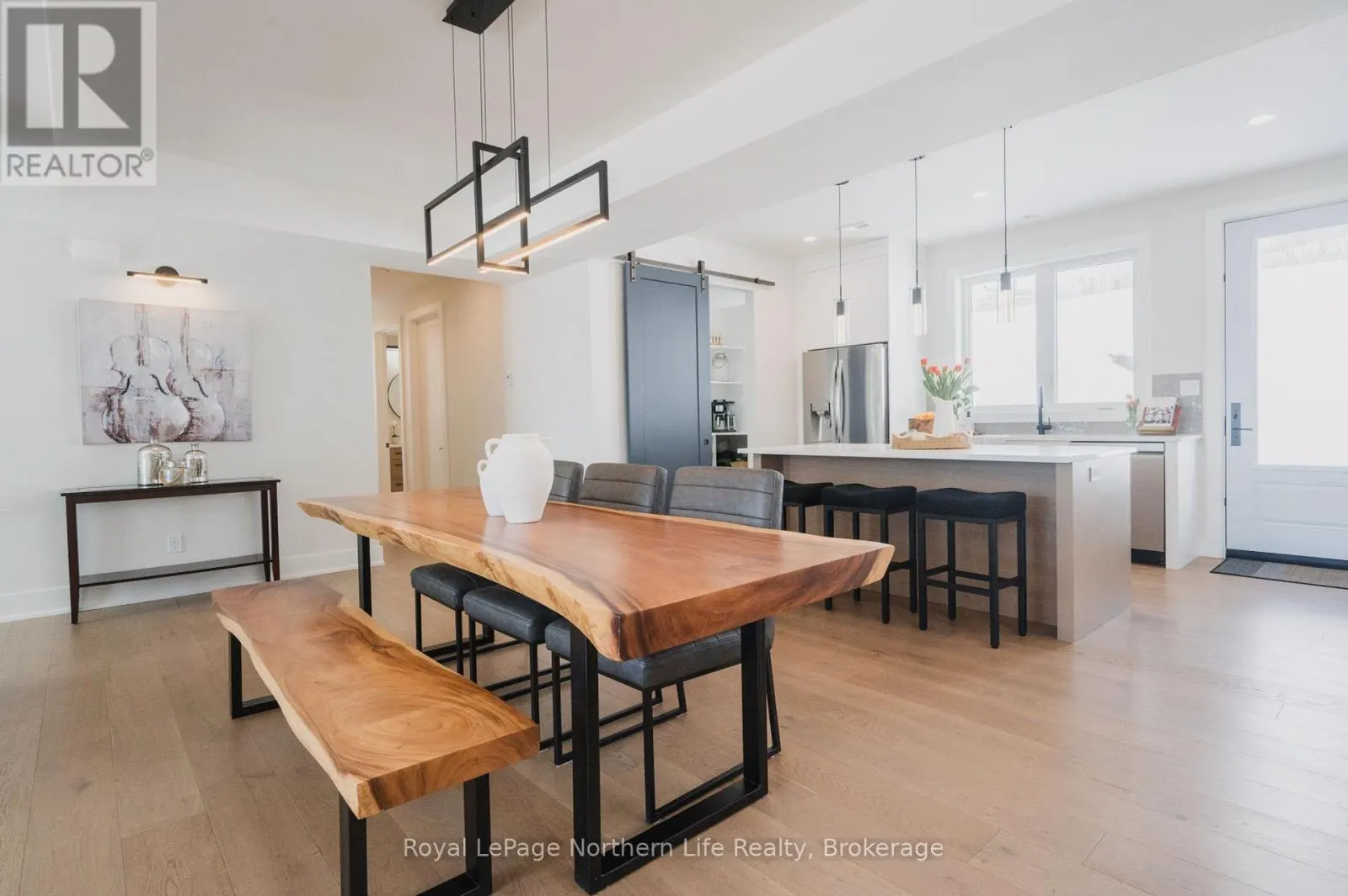 39 KENRETA DRIVE
