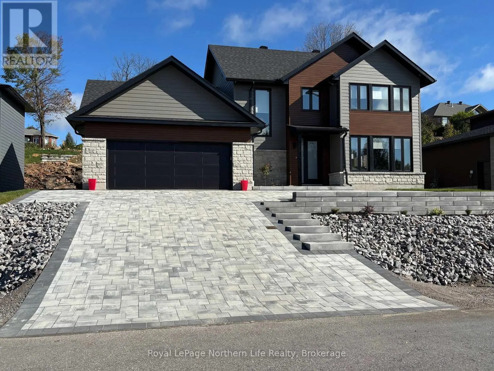 39 KENRETA DRIVE