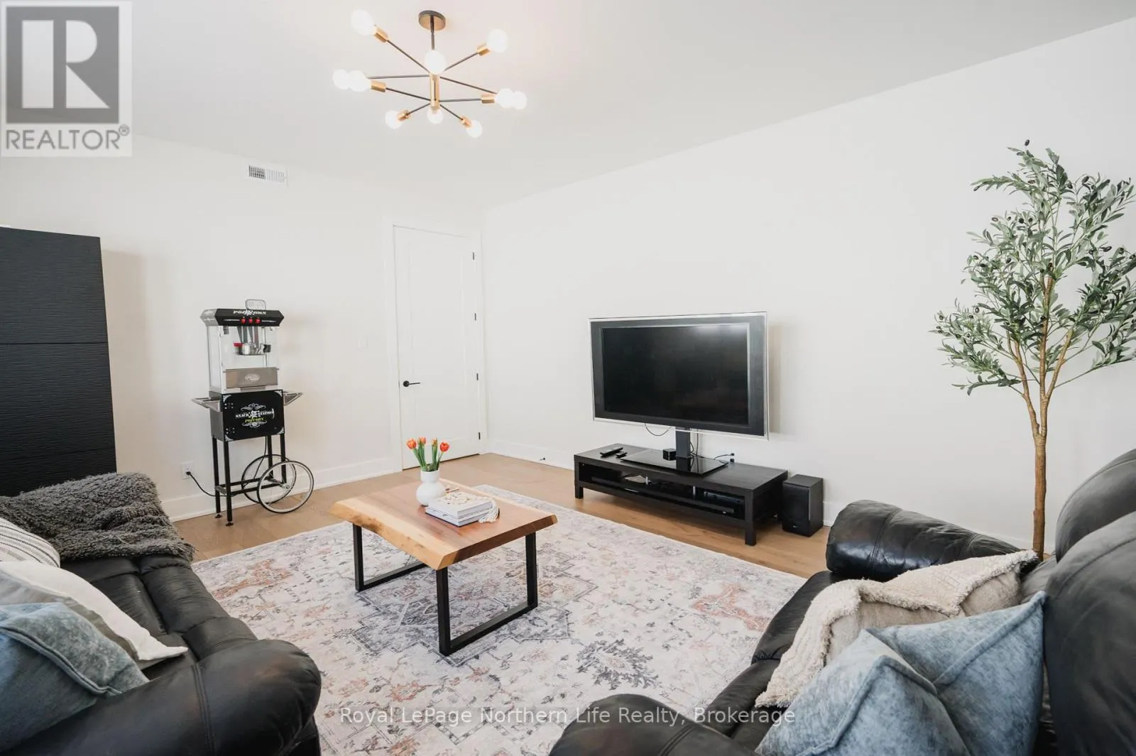 39 KENRETA DRIVE
