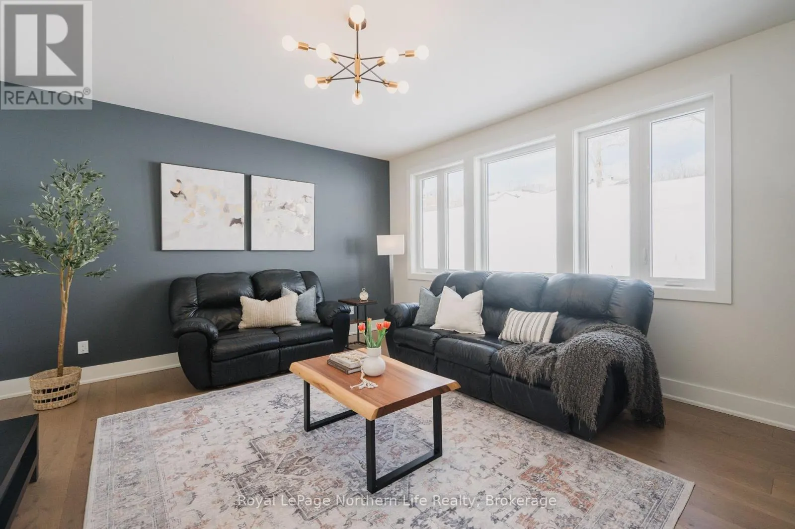 39 KENRETA DRIVE