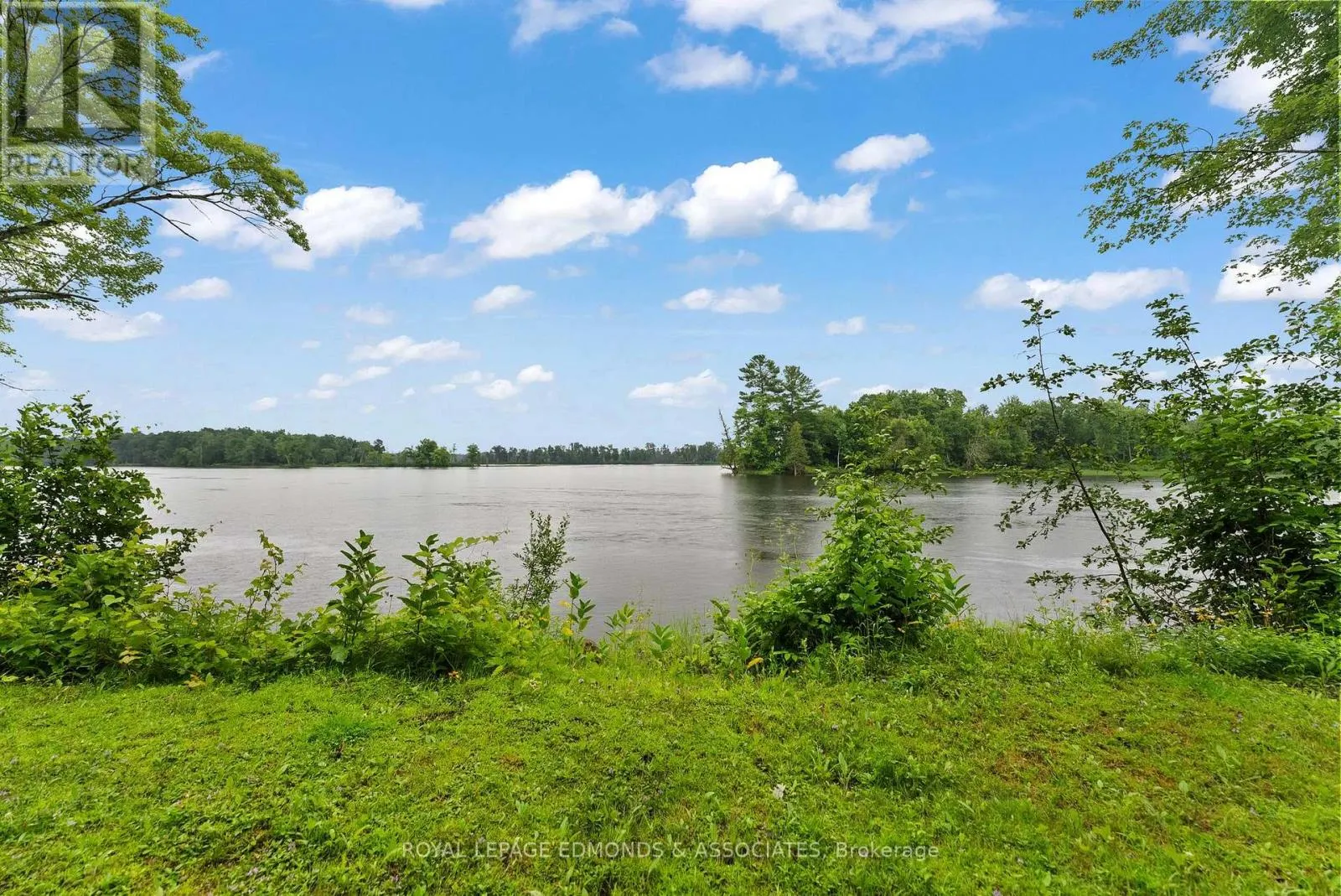 178 PURPLE FINCH TRAIL