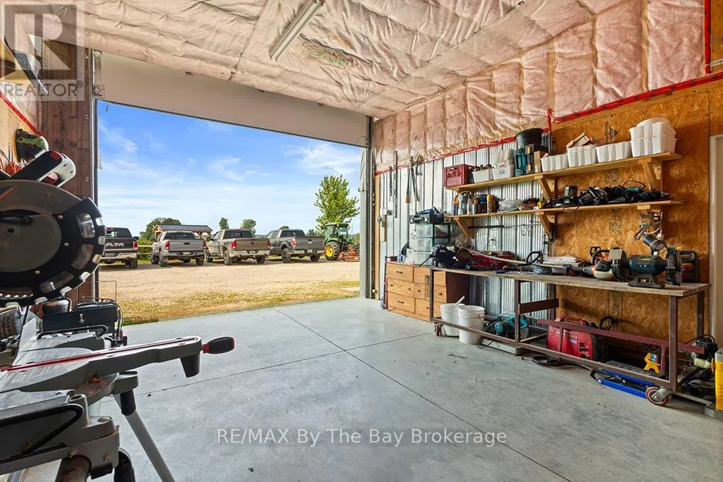 828482 MULMUR NOTTAWASAGA TOWNLINE