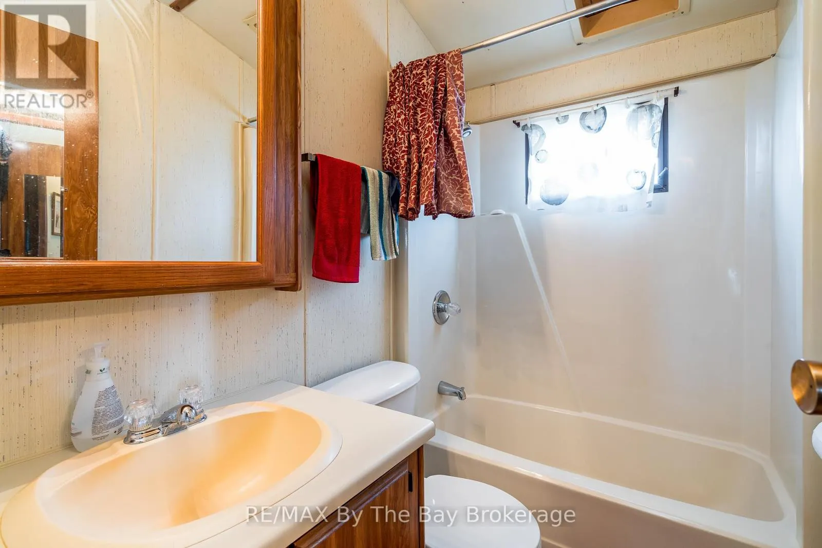 828482 MULMUR NOTTAWASAGA TOWNLINE