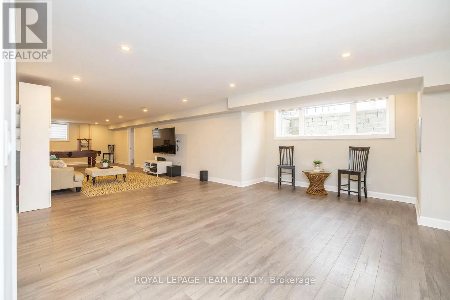 213 CABRELLE PLACE