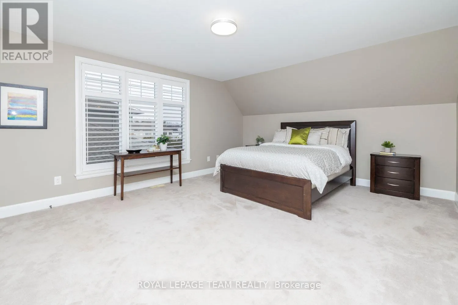 213 CABRELLE PLACE