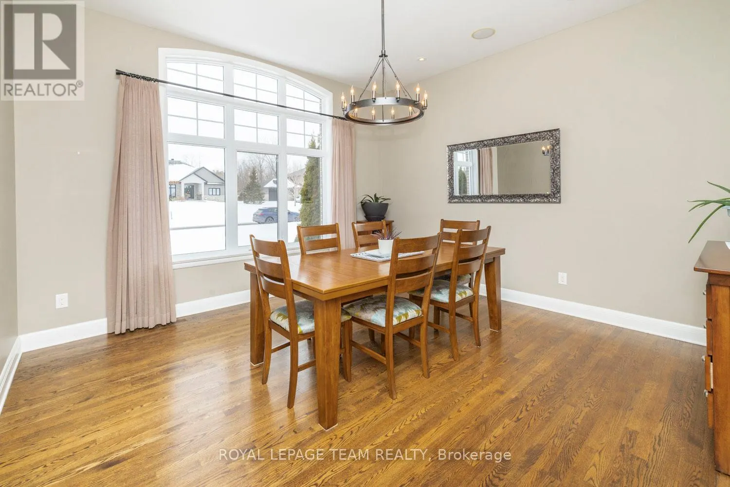 213 CABRELLE PLACE