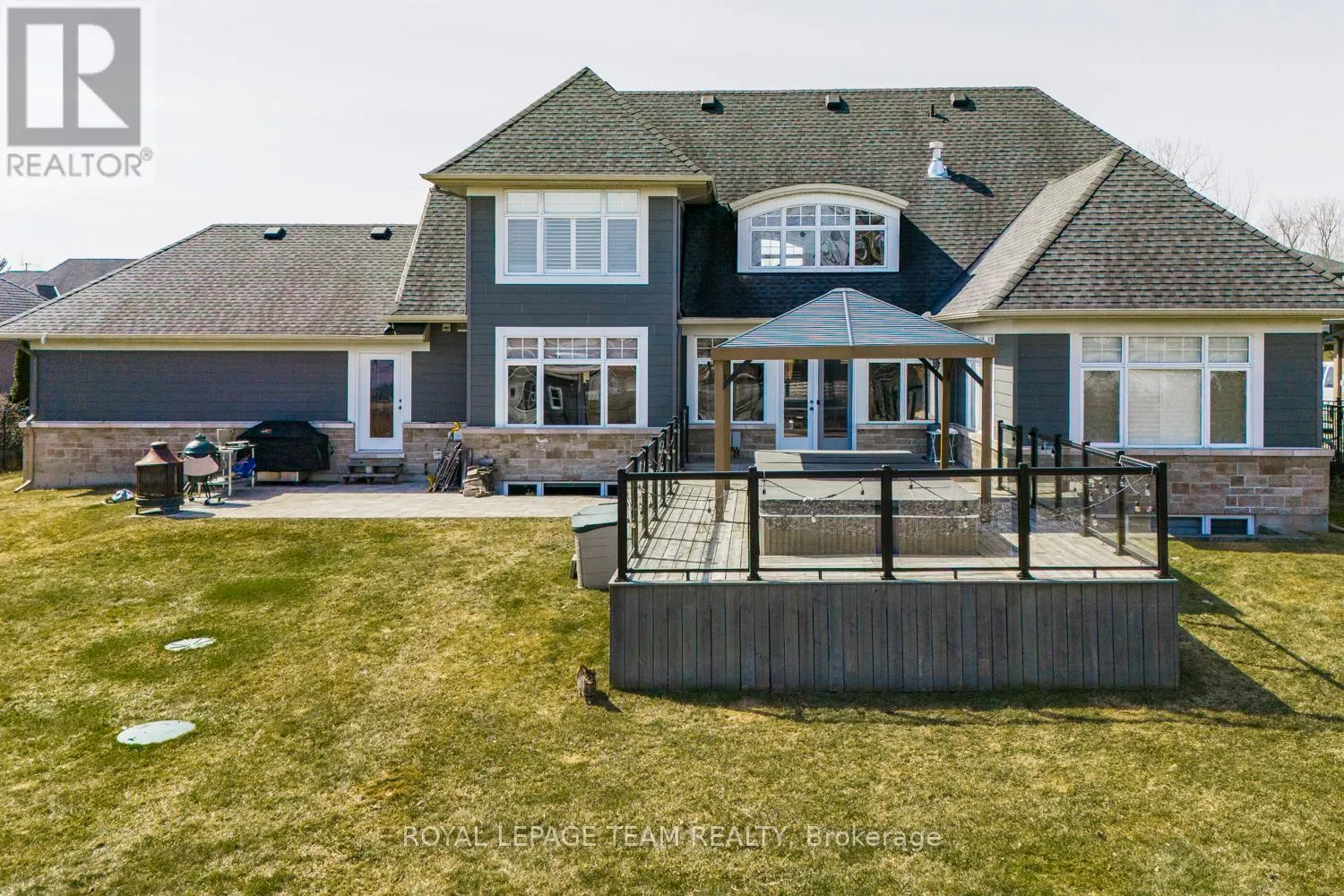 213 CABRELLE PLACE