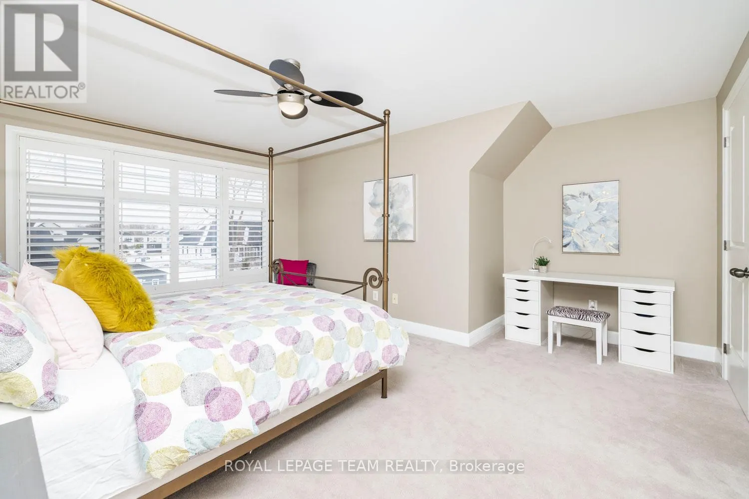 213 CABRELLE PLACE