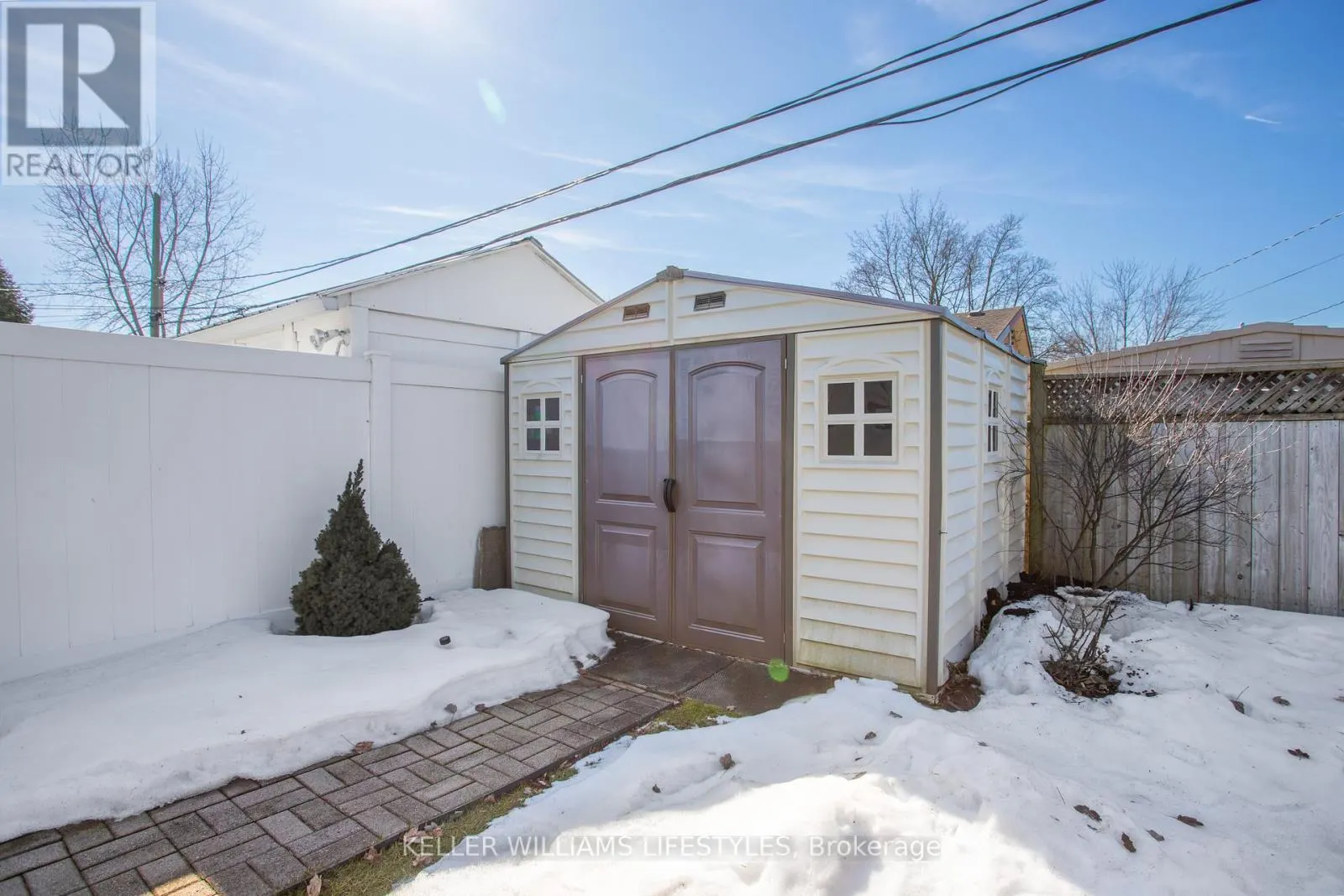 25 QUEENSTON CRESCENT